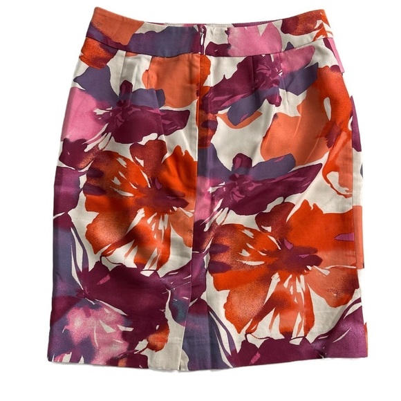 ANN TAYLOR LOFT Women’s Floral Pencil Silk Blend Skirt - Size 0 - Picture 3 of 8